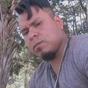 Meet your Posher, Carlos diaz